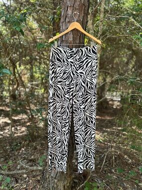 Kelly & Diane Y2K Wide-Leg Zebra Print Pants Size 8 Medium